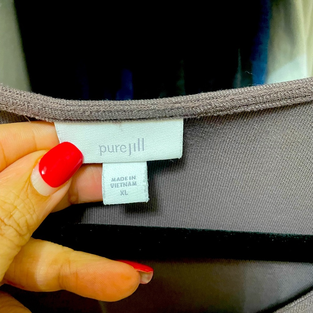 J.Jill Pure top. 3/4 sleeves silky smooth texture.